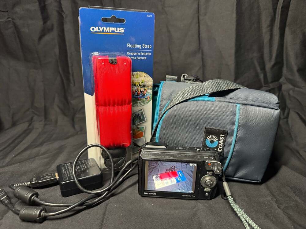 Olympus Tough TG-820 Digital Camera with 8GB SD Card, LI-50B Battery, charger co